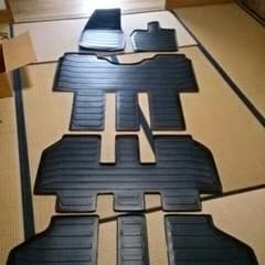 ヴェルファイア/アルファード20 7人乗り用 ラバーフロアマットのサムネイル