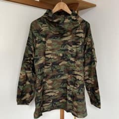 メンズL Lサイズ迷彩柄ナイロンパーカーのサムネイル