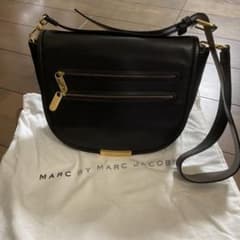 MARK BY MARK JACOBSショルダーバッグのサムネイル