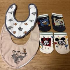 ディズニーリゾート　ベビー用靴下　トムとジェリー　スタイ　まとめ売りのサムネイル