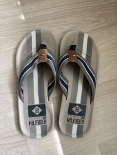 TOMMY HILFIGER トングサンダルのサムネイル