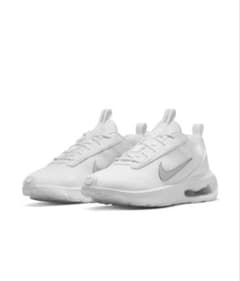NIKE　ナイキ　スニーカーのサムネイル