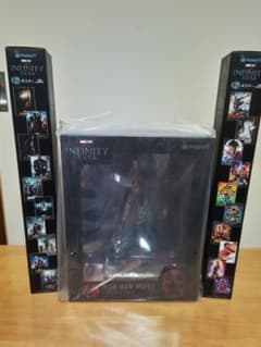 ハッピーくじ マーベル A賞 アイアンマン フィギュア + E賞ポスター