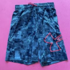 子供用　キッズ用　アンダーアーマー　ハーフタイツのサムネイル