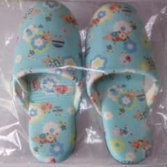 ★ton様専用★【新品未開封】日本製ソフトスリッパ★可愛いブタさん柄★のサムネイル
