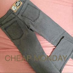 CHEAP MONDAY 31/34のサムネイル