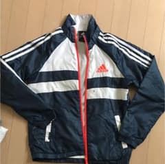 adidas アディダスのサムネイル