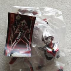 ウルトラマンアルティメットルミナスのサムネイル