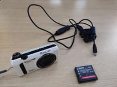 CASIO　EXILIM　デジカメのサムネイル