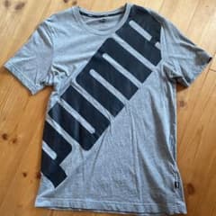 Puma グレー Tシャツ ロゴプリントのサムネイル