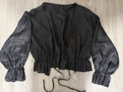【GRL 】ブラック シアーブラウス Fサイズのサムネイル