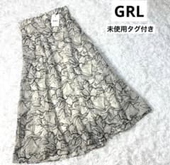 新品タグ付き　GRLグレイル　花柄刺繍ロングフレアスカート　 ベージュ　Lサイズのサムネイル