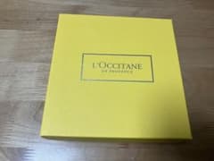 L'OCCITANE Cherry Blossom シマーリングボディミルクのサムネイル
