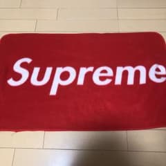 supremeミニタオルのサムネイル