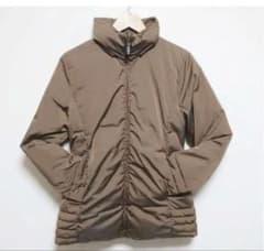 MONCLER ダウンジャケット ベージュ スタンドカラーのサムネイル