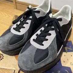 ONITSUKA TIGER デレシティ　ブラックのサムネイル