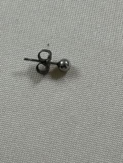 シルバーボールスタッドピアス(片耳用)のサムネイル