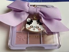 Flying squirrel eyeshadow