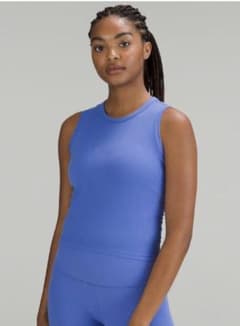 Lululemon ルルレモン　Nulu タンクトップのサムネイル