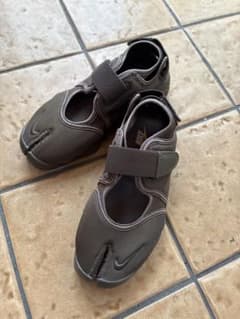Nike Air Rift IV6058-200 エアリフトダークヘーゼル 24 - メルカリ