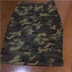 迷彩タイトスカートのサムネイル
