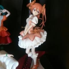 物語シリーズ 戦場ヶ原ひたぎ フィギュアのサムネイル