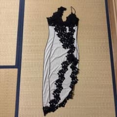 バイカラー レース装飾 アシンメトリー ドレスのサムネイル