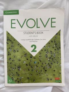 EVOLVE 2 STUDENT'S BOOK with eBOOK - 3