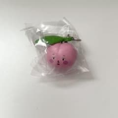 くだものさん めじるしアクセサリー　　　ももさんのサムネイル