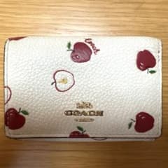 限定価格COACH 三つ折り財布 りんご　ホワイトのサムネイル