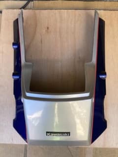 gpz900r テールカウル　FRPのサムネイル