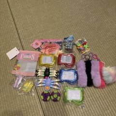おもちゃ　 がらくた　まとめ売りのサムネイル