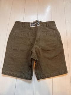 新品未使用】TENDERLOIN DUCK SHORTS OLIVE - メルカリ