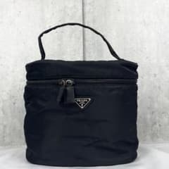A4可 美品 PRADA ナイロン バニティバッグ 三角プレート ブラック 