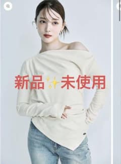 新品✨poláura アシンメトリードレープロングスリーブトップス