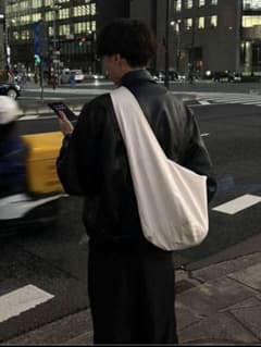 nugu ストリングショルダーバッグのサムネイル