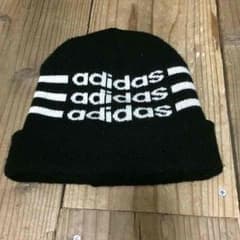 再び値下げ adidas ニット帽のサムネイル