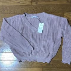 E hyphen world gallery PEACE Ｖネックニットのサムネイル