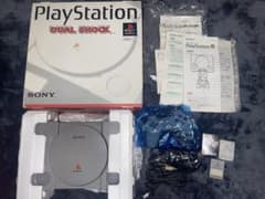 希少】PlayStation初代 SCPH-7000 DUAL SHOCK - メルカリ