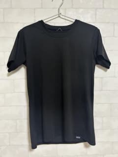 patagonia XS 黒 Tシャツ　キャプリーンクール　レディースのサムネイル