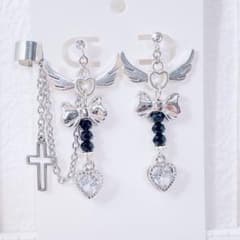 [708] Landmine style mass-produced black heart wing earrings and ear cuffs
