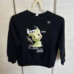 新品未使用　UNIQLO ポケモン　スウェットシャツ　120のサムネイル