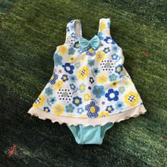 女の子 水着 100㌢のサムネイル