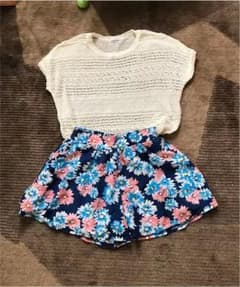 花柄キュロットと半袖ニットのセットのサムネイル