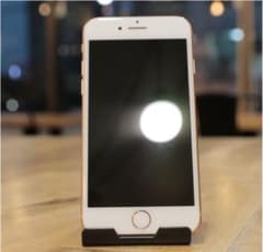 【美品】iPhone8 64GB Gold SIMフリーのサムネイル