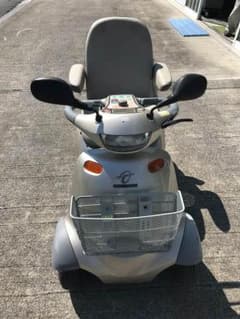 舞様専用シニアカー 電動  TOYOTAのサムネイル