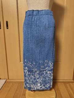 PLEATS PLEASE デニムカラーブルー スカート⑩ PLEATS PLEASE デニムカラーブルー スカート⑩ - メルカリ