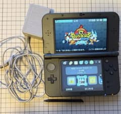 New 3DS LL ブラック 充電器+MicroSD 4GB+おまけソフト付き - メルカリ