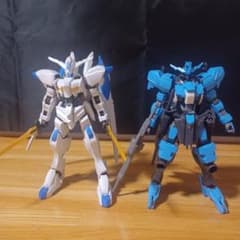 HGガンプラ ガンダムバエル ガンダムヴィダール 組立済み 2体セットのサムネイル