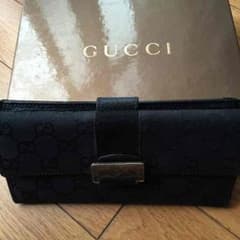 GUCCIの長財布  にゅみすけ様専用8月3日迄のサムネイル